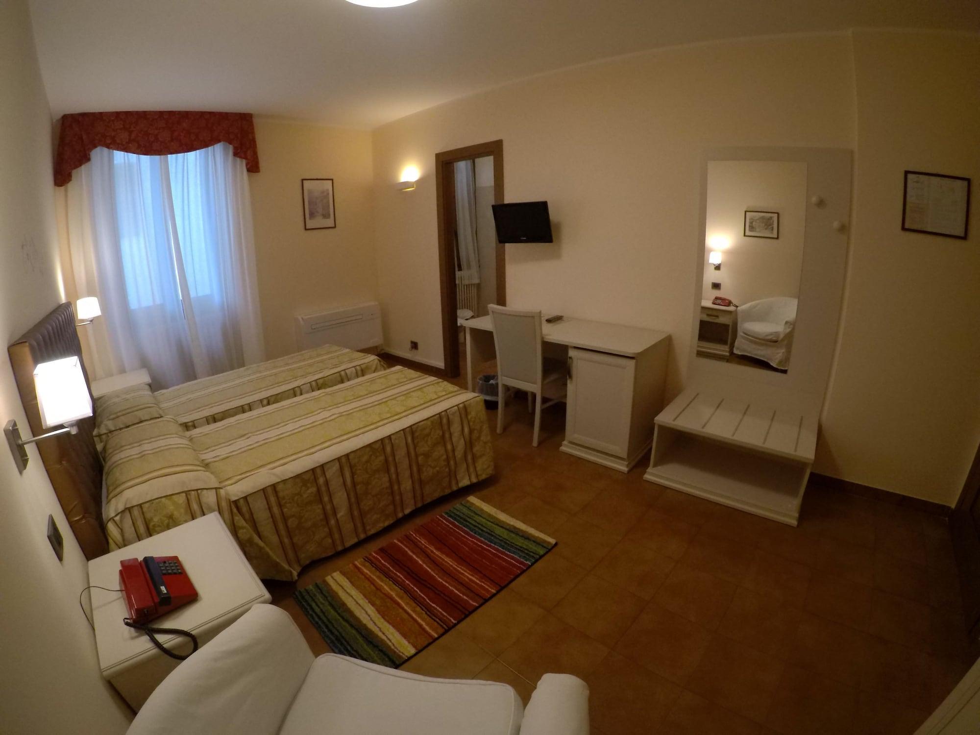 Hotel Ristorante Combolo Teglio